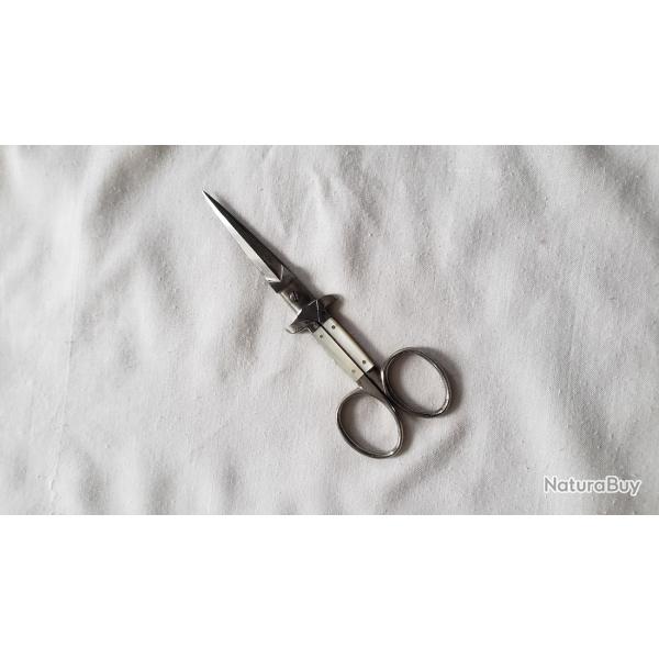 Paire de ciseaux Dague ou ciseaux Poignard