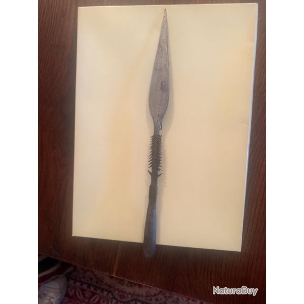 Pointe de lance sagaie africaine