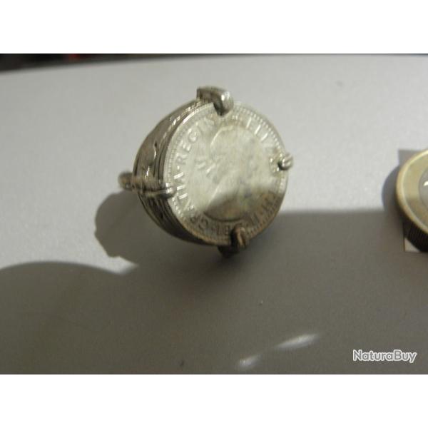 pi�ce de monnaie en bague Elizabeth 2, 6d six pence