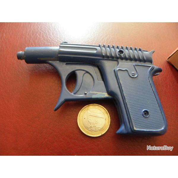 Ancien jouet pistolet � pommes de terre / Spud Gun / en m�tal