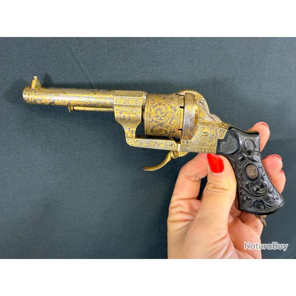 EXCEPTIONNEL REVOLVER LEFAUCHEUX cal. 7 mm  broche en bote d'origine 2me serie de photos