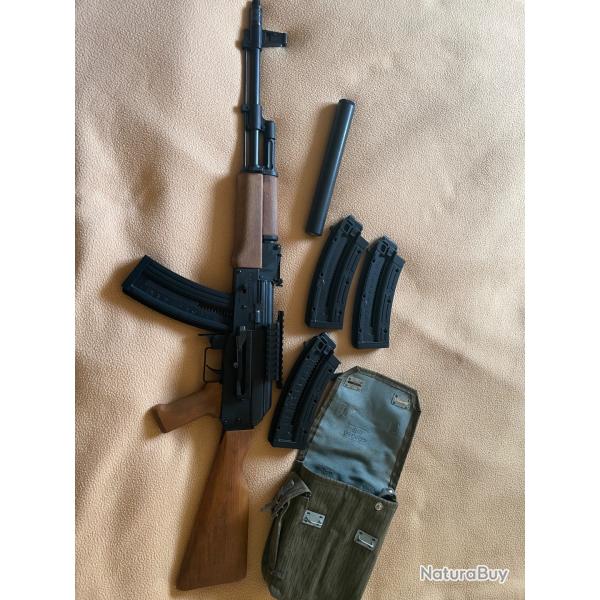AK 47 22lr sans prix de r�serve !! Avec silencieux