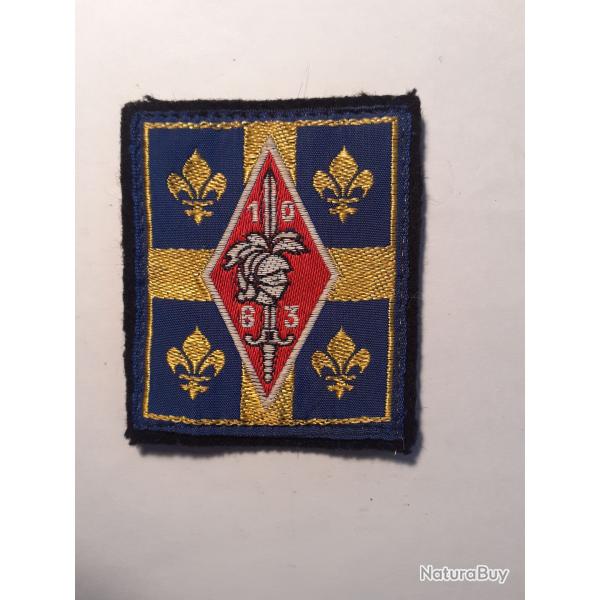 1 �cusson tissus 10e Division Blind�e