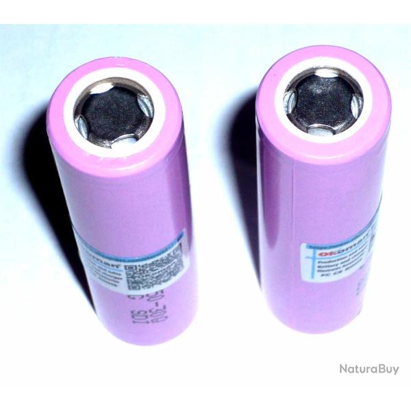 2 x Accus 18650 3000mAh