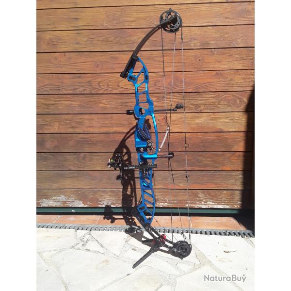 Vends arc  stratos 40 HBT bleue peu servi