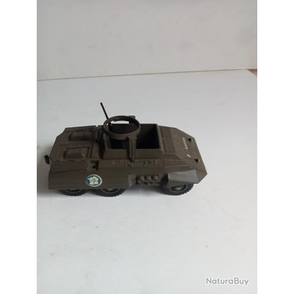 combat car M-20 solido