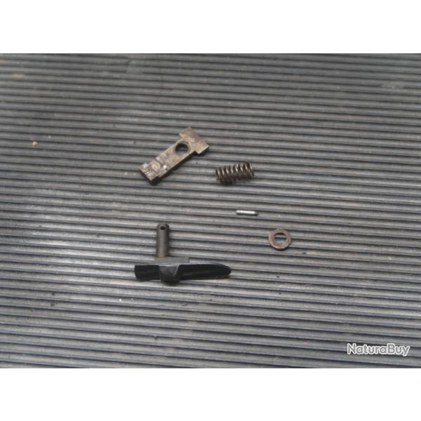 Lot pi�ces de m�canisme de suret� Browning B25 REF 122/2025