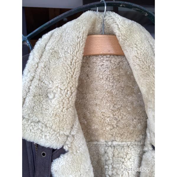 Superbe Blouson de pilote taille 54 / 56 en peau de mouton fabrication anglaise.