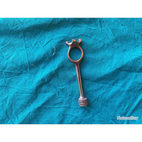 Extracteur neuf de douilles en calibre 24, pas de prix de r�serve.