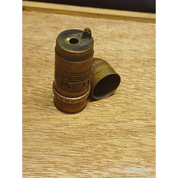 Beau briquet de poilu - art de tranch�e WW1 - douille laiton et gravure 1911