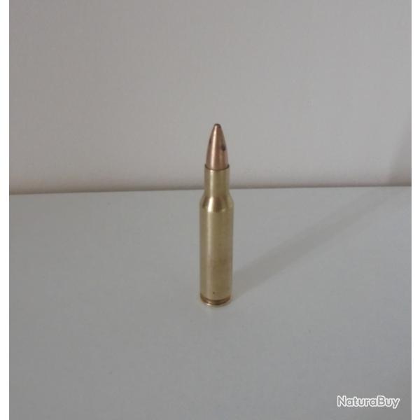 UNE!!!   CARTOUCHE cal.222 Rmington PAR IMI