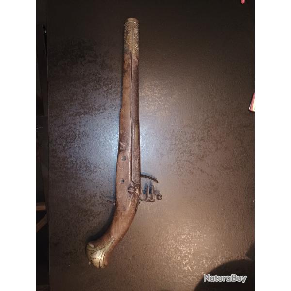 Pistolet ancien  silex - platine miquelet (XIXe) - NON FONCTIONNEL / INCOMPLET