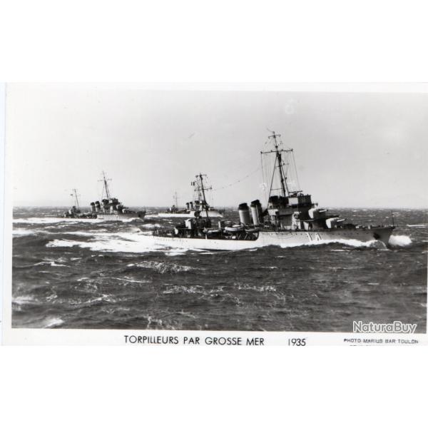 CPA - Marine de Guerre  - TORPILLEUR PAR GROSSE MER 1935 N�1440