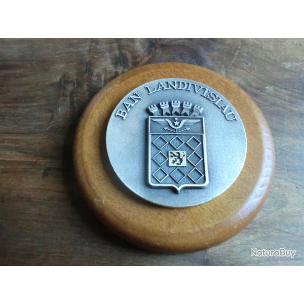 m�daille sur support  a�ronaval ban landivisiau marine nationale