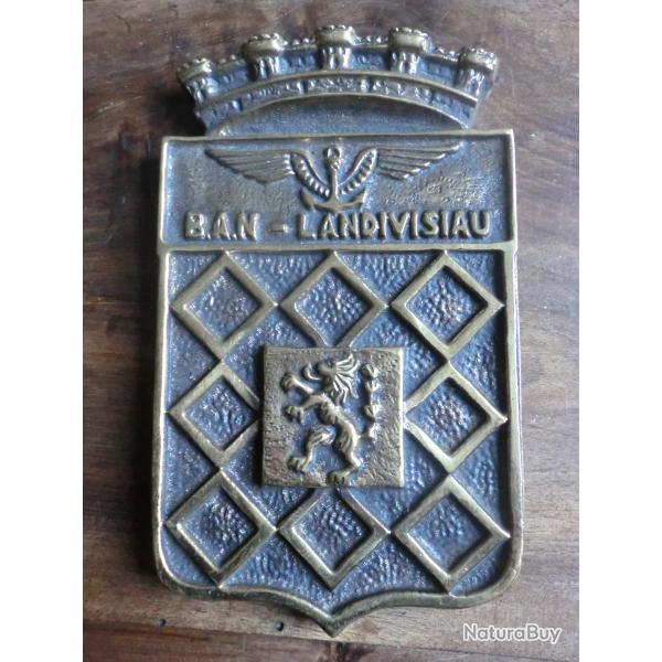 plaque """ a�ronaval ban landivisiau marine nationale ""