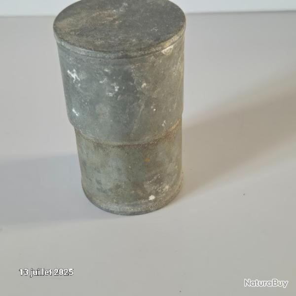 Petite boite tamis en mtal, en zinc , en 3 parties, le tamis et sa boite