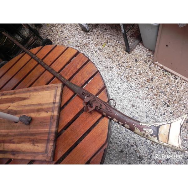 UN MOUKHALA MAROCAIN