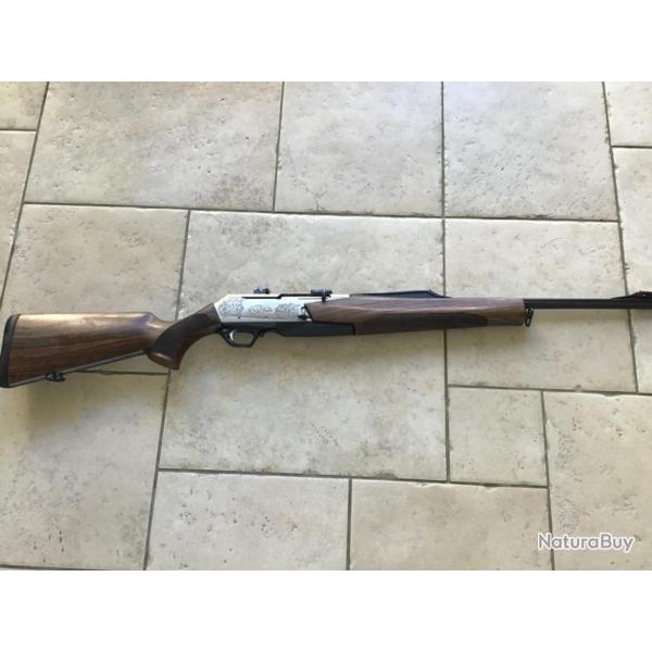 Carabine semi-automatique calibre 300 Win Mag