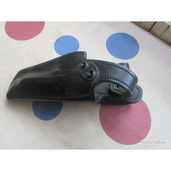 �tui en cuir pour pistolet 9mm
