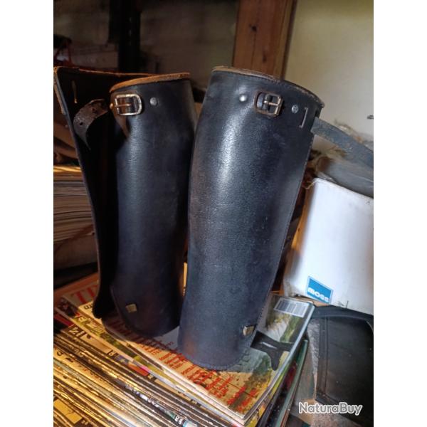 Gutres militaires noires