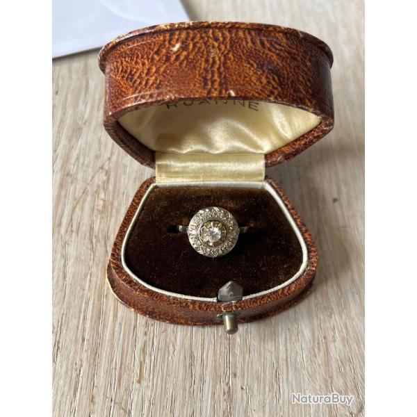 Bague en or blanc 18k