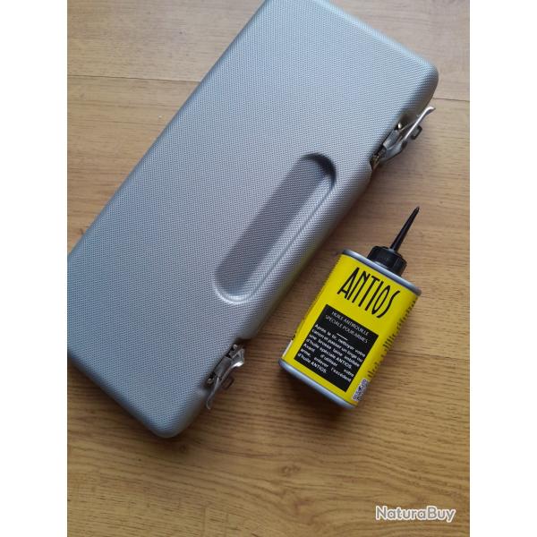 Coffret nettoyage  cal 12  + huile.