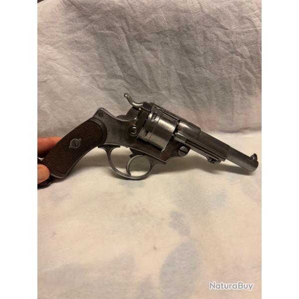 REVOLVER RGLEMENTAIRE FRANAIS CHAMELOTDELVIGNE 1873 DE MARINE de la srie 1877 cal.11mm73
