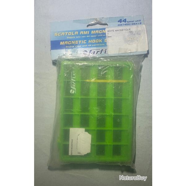 Bo�te de Rangement Magn�tique Farfix - 44 Espaces