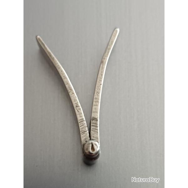 RESSORT EN "V"  LOT 8