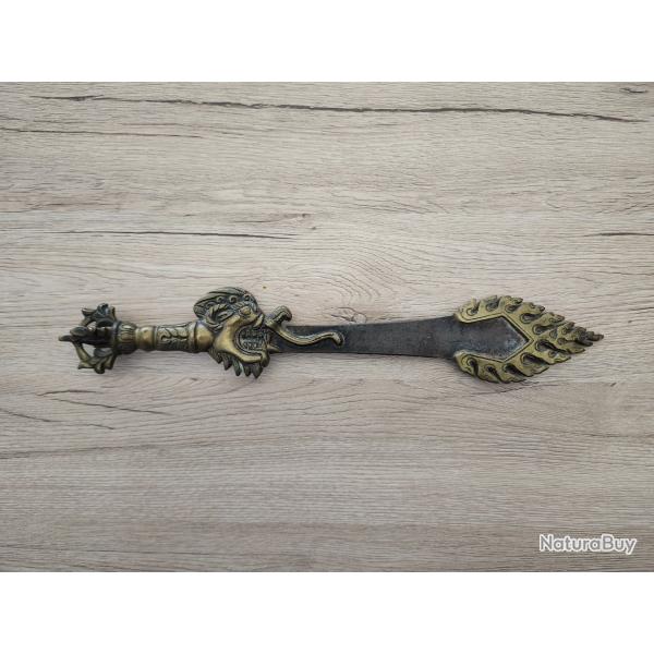 Majushr, pe de sagesse et de feu rituelle - Bouddhisme Tibtain