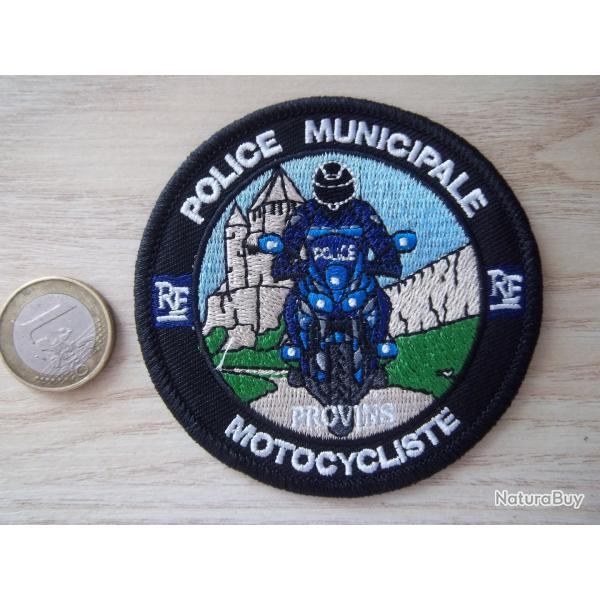 cusson motocycliste Provins Seine-et-Marne municipale insigne collection