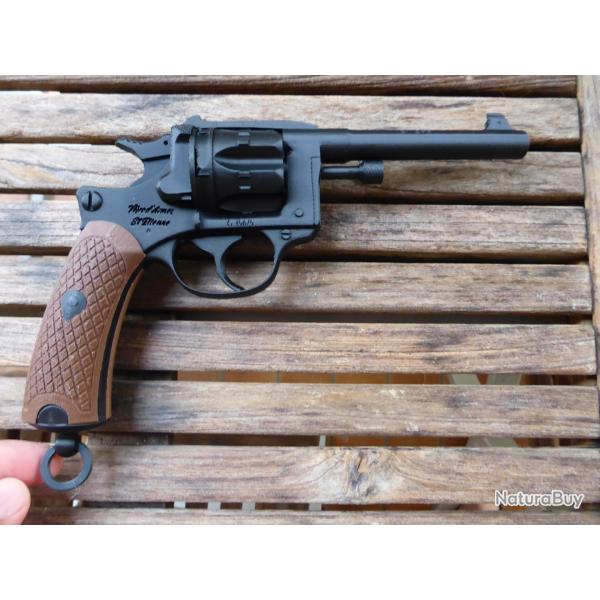 Reproduction de R�volver d'Ordonnance Mle 1892 Fran�ais 14-18 39-45