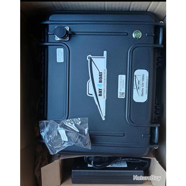 Batterie lithium hi-tech 12V 100Ah
