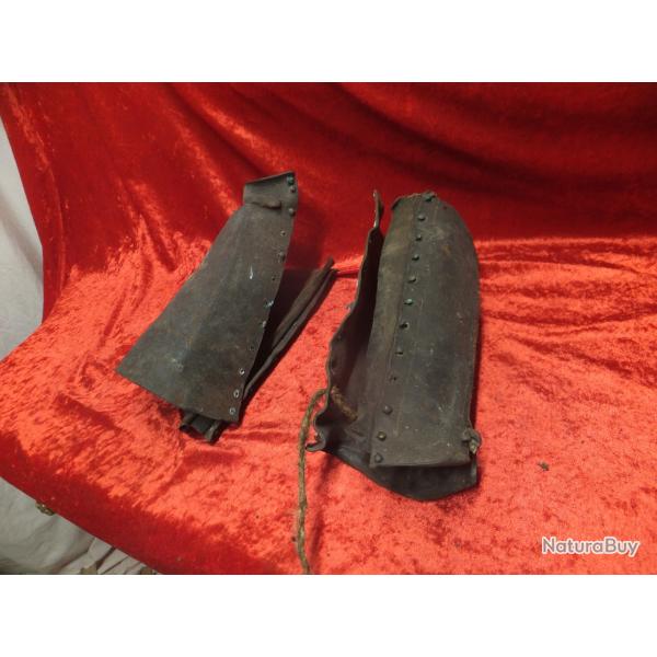 paire  de  Gutres militaire en cuir.     guerre de 14
