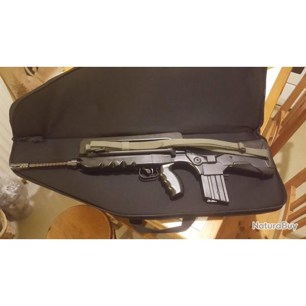 FAMAS Unique F11 - CAL 22 LR