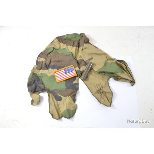 Lot US annes 1980. Couvre casque US M1, drapeau patch et camouflage