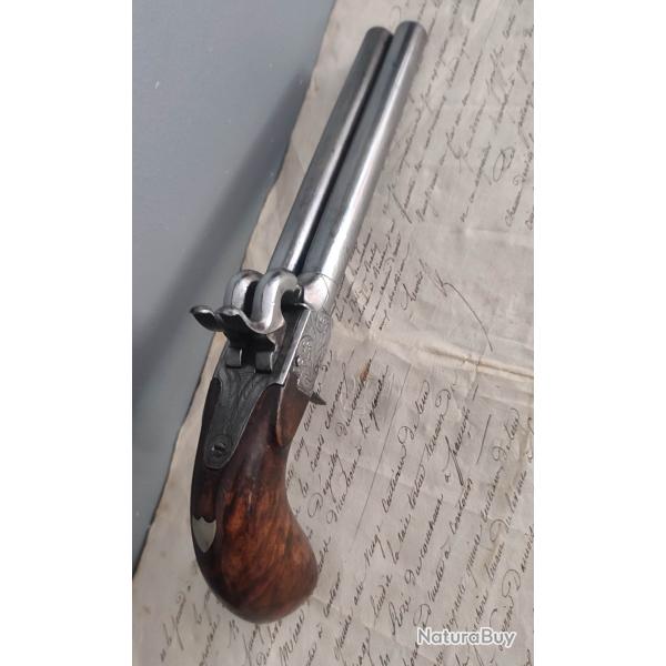 Grand pistolet juxtapos� Li�gois � coffre � percussion double canon tr�s long crosse ronce de noyer