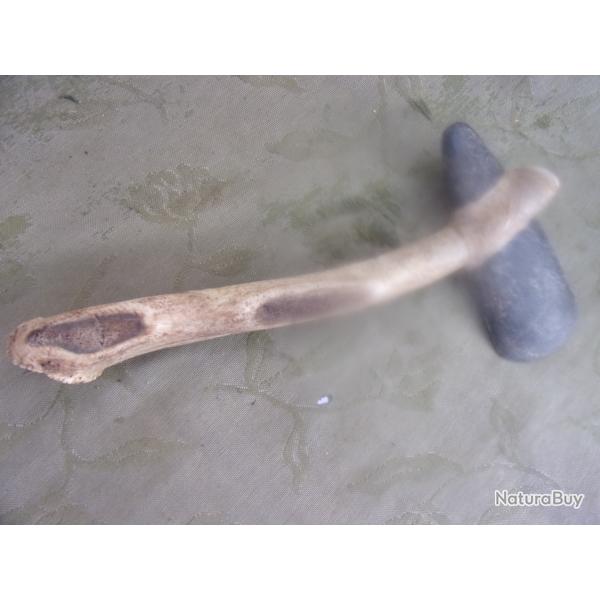 reproduction de hache n�olithique 46