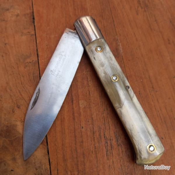 Joli Couteau YSSINGEAUX 555 V�RITABLE MALLARET Manche en Corne