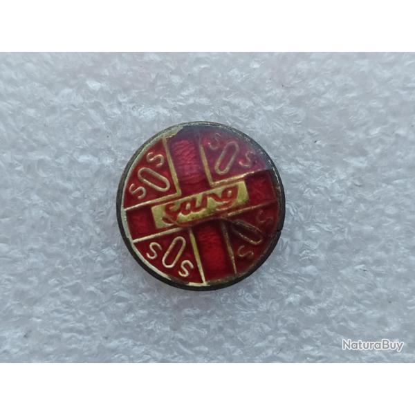 PINS CROIX ROUGE FRANCAISE SOS SANG
