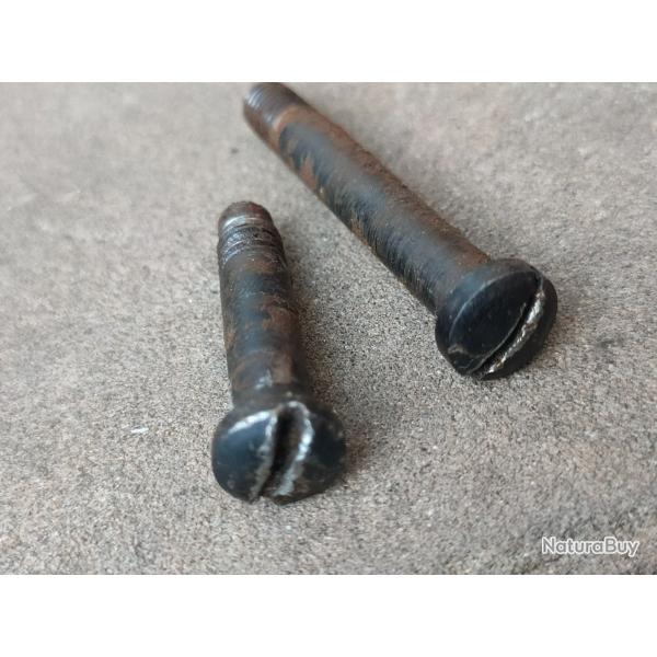 Lot de deux vis de bo�tier Carcano 91