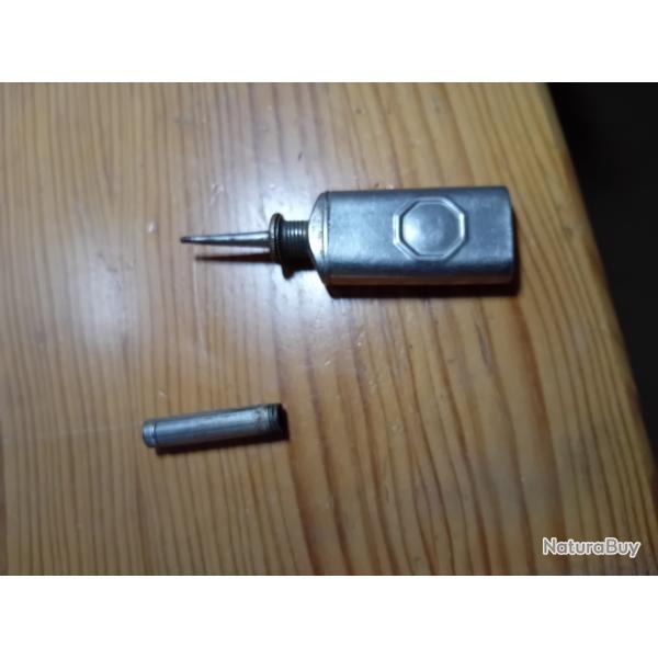 Petit huilier plat pour Pistolet Colt 1900 et d�riv�
