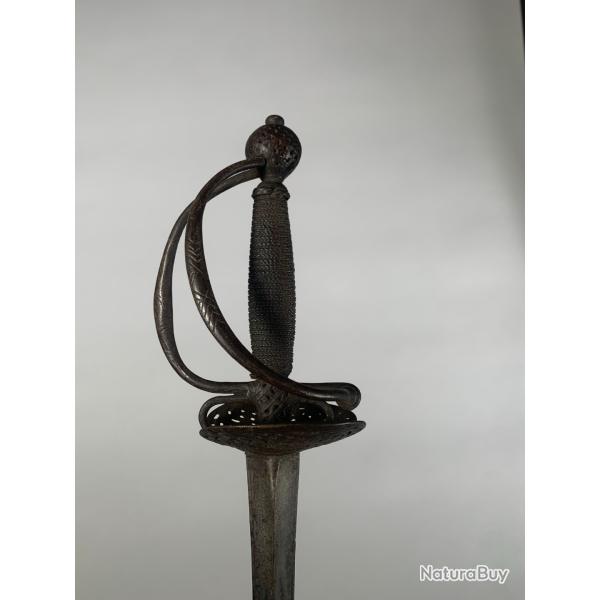 Epee De Cour Dbut XVIIIeme Siecle Multiples Branches En Fer Ajour