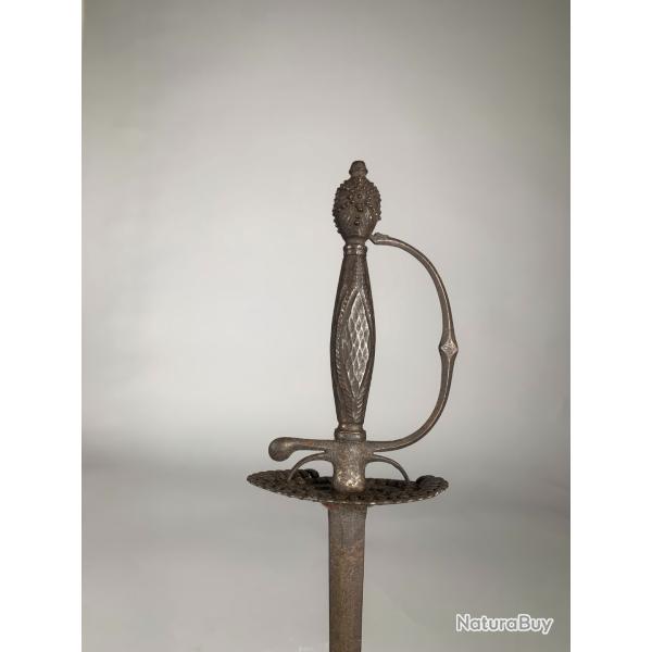 Epee De Cour Du XVIIIeme Siecle En Fer Facet