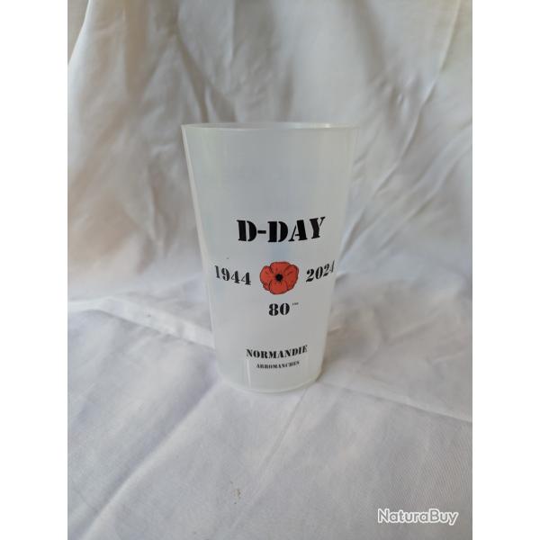 WW2/POSTWAR FRANCE GOBELET COMMEMORATIF DES 80 ANS DU DEBARQUEMENT DE NORMANDIE ARROMANCHES