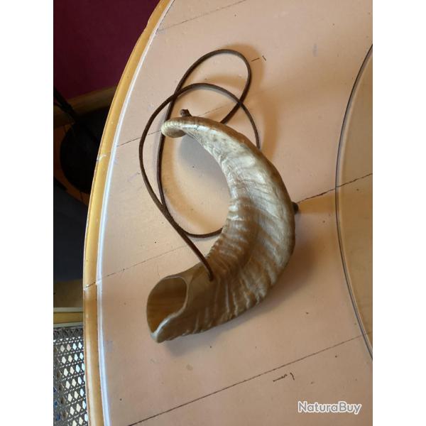 Trompe de chasse corne de b�lier