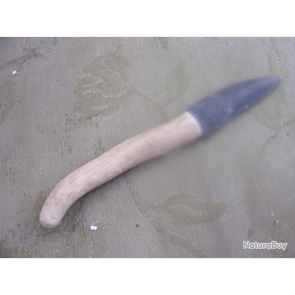 reproduction  outil   n�olithique long. 25 cm