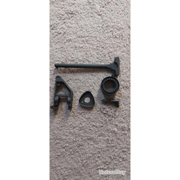 Lot de pi�ces m16 a1 we gbbr