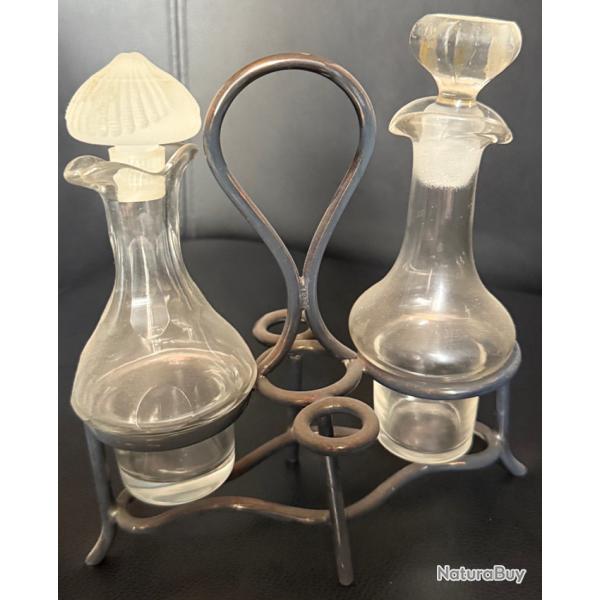 Huilier-vinaigrier ancien