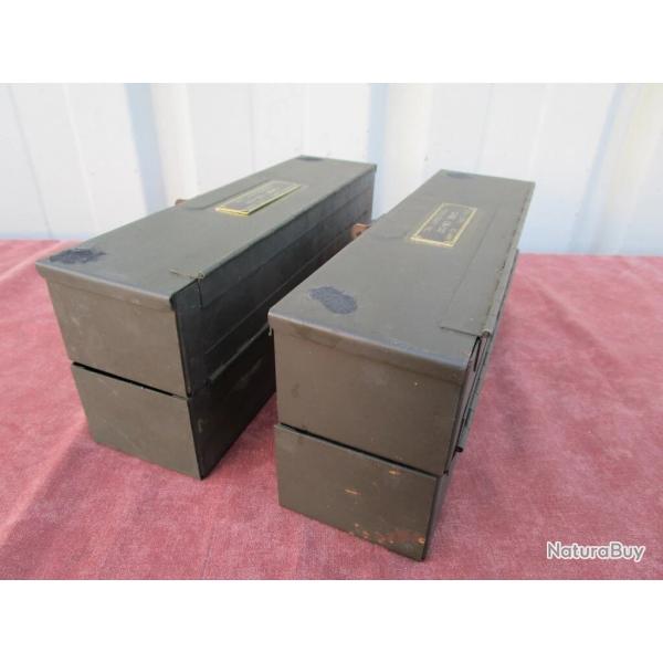 2 CAISSETTES MILITAIRES US EN METAL POUR QUARTZ DE RADIO (VIDES DE LEUR CONTENU)